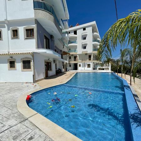 Anna Hotel Ксамил Екстериор снимка