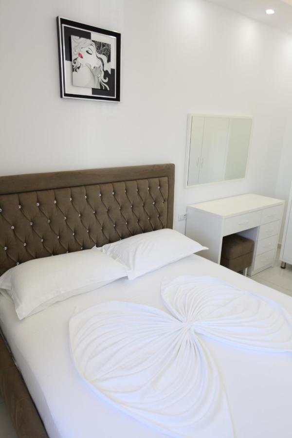 Anna Hotel Ксамил Екстериор снимка