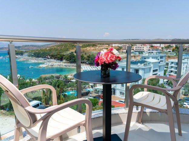 Anna Hotel Ксамил Екстериор снимка