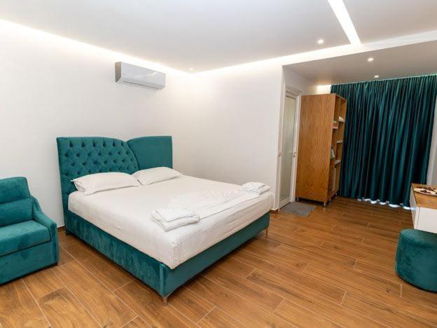 Anna Hotel Ксамил Екстериор снимка